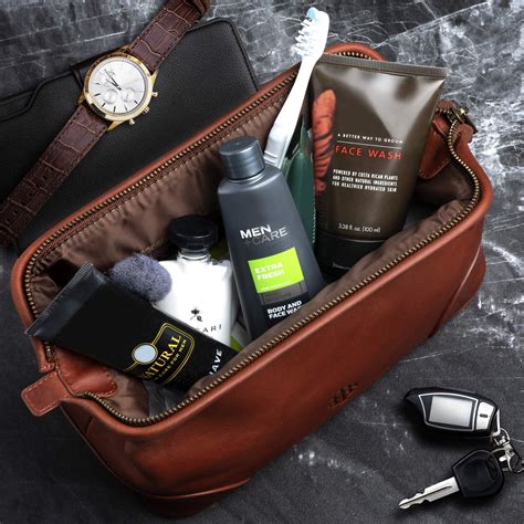 m&s men's toiletry bag